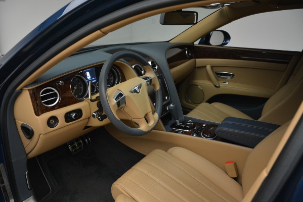 Used 2016 Bentley Flying Spur V8 for sale $93,900 at Alfa Romeo of Greenwich in Greenwich CT 06830 17