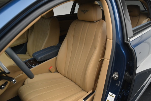 Used 2016 Bentley Flying Spur V8 for sale $93,900 at Alfa Romeo of Greenwich in Greenwich CT 06830 19