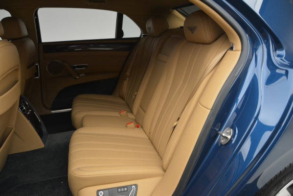 Used 2016 Bentley Flying Spur V8 for sale $93,900 at Alfa Romeo of Greenwich in Greenwich CT 06830 22