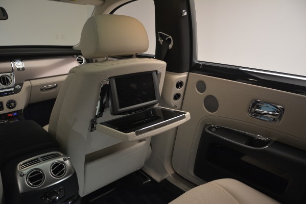 Used 2016 Rolls-Royce Ghost for sale Sold at Alfa Romeo of Greenwich in Greenwich CT 06830 23