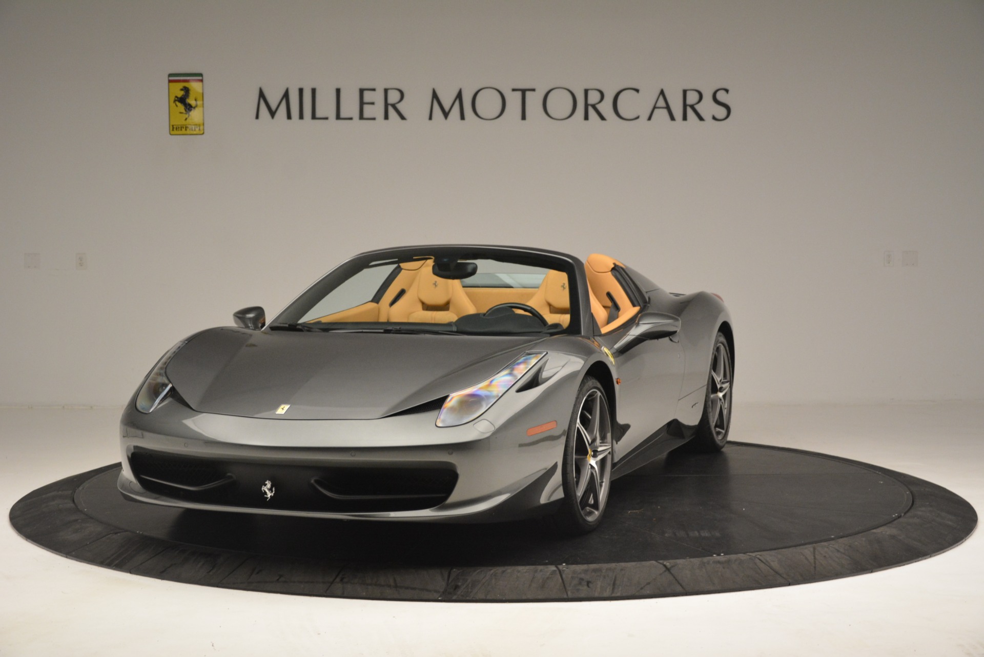 Used 2013 Ferrari 458 Spider for sale Sold at Alfa Romeo of Greenwich in Greenwich CT 06830 1