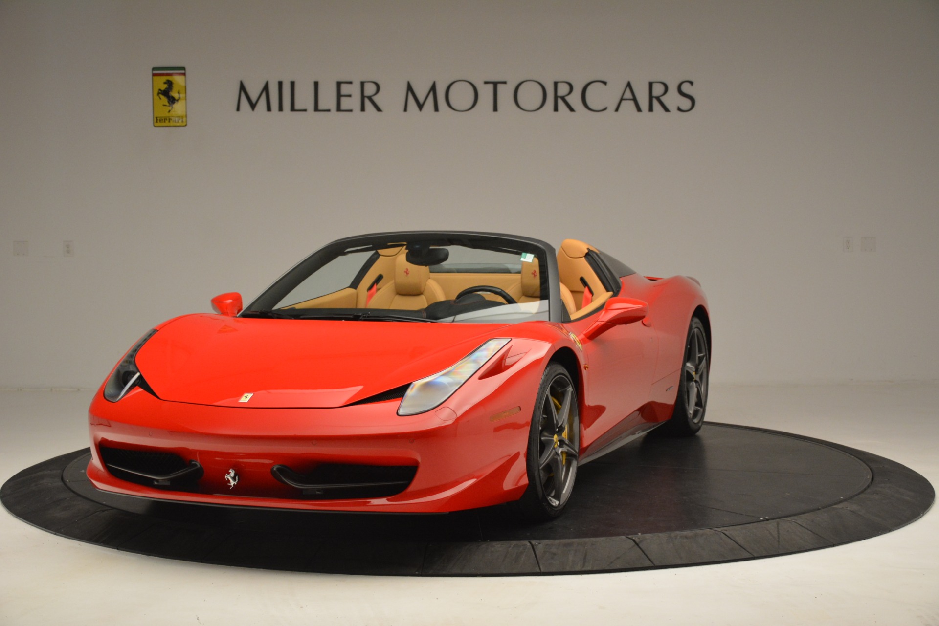 Used 2015 Ferrari 458 Spider for sale Sold at Alfa Romeo of Greenwich in Greenwich CT 06830 1