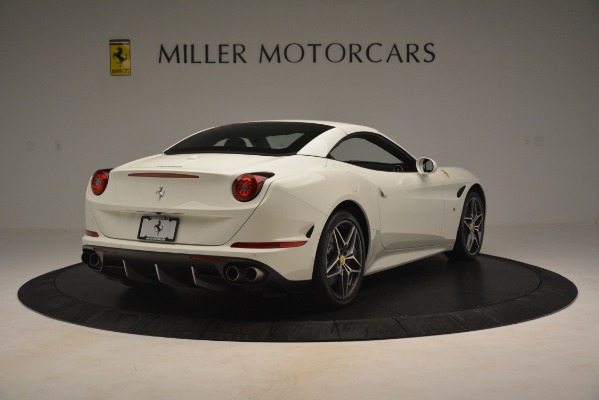 Used 2016 Ferrari California T for sale Sold at Alfa Romeo of Greenwich in Greenwich CT 06830 17