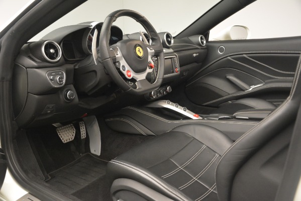 Used 2016 Ferrari California T for sale Sold at Alfa Romeo of Greenwich in Greenwich CT 06830 19