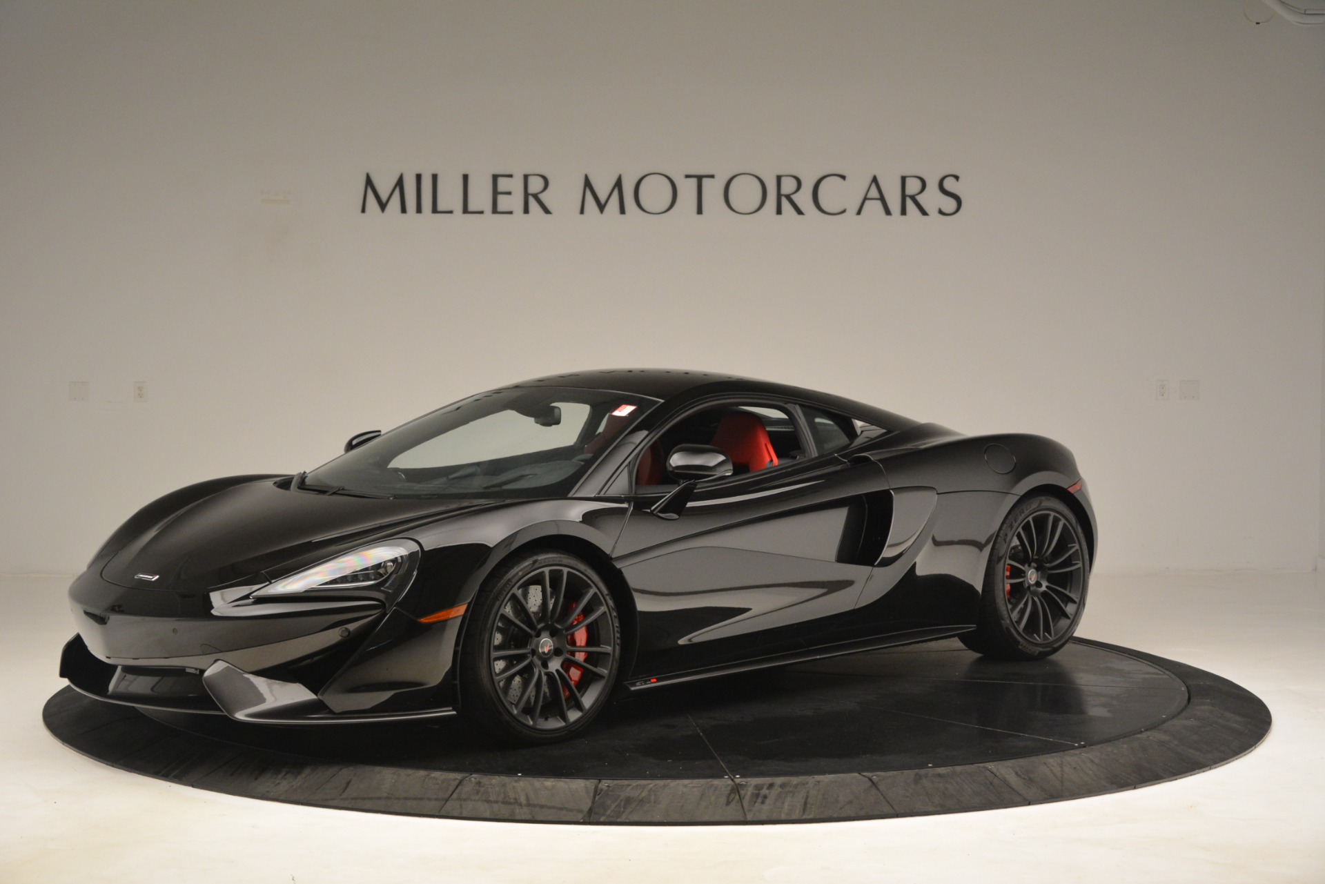 Used 2016 McLaren 570S Coupe for sale Sold at Alfa Romeo of Greenwich in Greenwich CT 06830 1