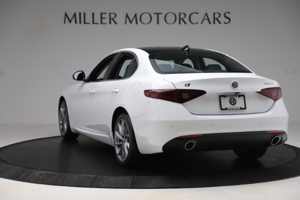 New 2019 Alfa Romeo Giulia Q4 for sale Sold at Alfa Romeo of Greenwich in Greenwich CT 06830 5