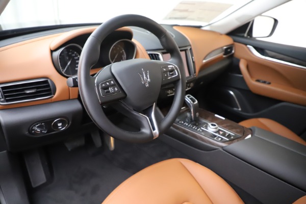 New 2019 Maserati Levante Q4 for sale Sold at Alfa Romeo of Greenwich in Greenwich CT 06830 13