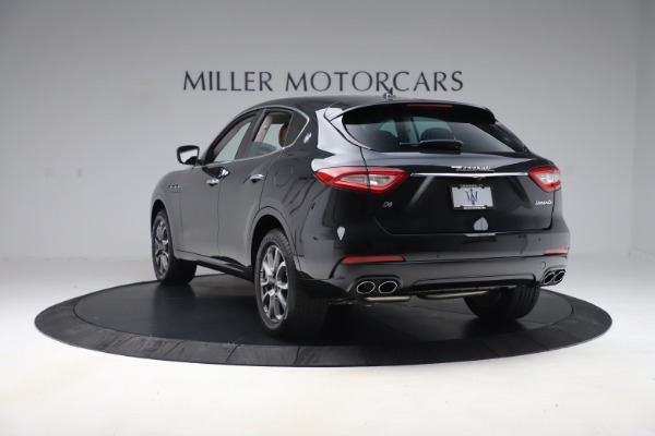 New 2019 Maserati Levante Q4 for sale Sold at Alfa Romeo of Greenwich in Greenwich CT 06830 5