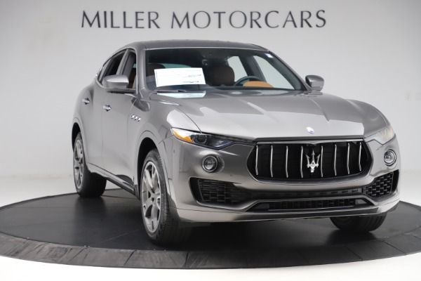 New 2019 Maserati Levante Q4 for sale Sold at Alfa Romeo of Greenwich in Greenwich CT 06830 11