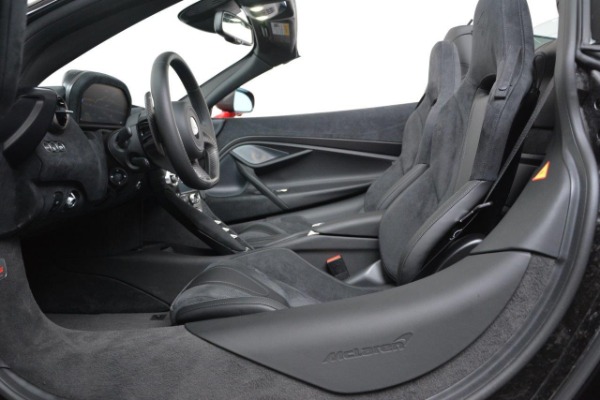 Used 0 for sale Sold at Alfa Romeo of Greenwich in Greenwich CT 06830 23
