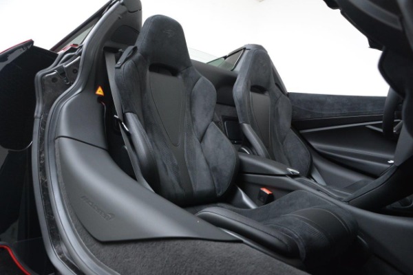 Used 0 for sale Sold at Alfa Romeo of Greenwich in Greenwich CT 06830 25