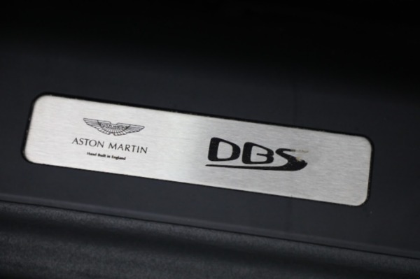 New 2019 Aston Martin DBS Superleggera Coupe for sale $354,221 at Alfa Romeo of Greenwich in Greenwich CT 06830 21
