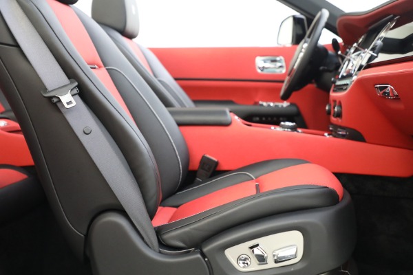 Used 2019 Rolls-Royce Dawn for sale $329,895 at Alfa Romeo of Greenwich in Greenwich CT 06830 27
