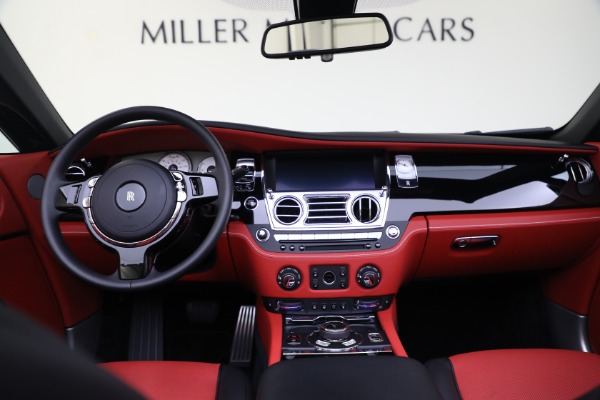 Used 2019 Rolls-Royce Dawn for sale $329,895 at Alfa Romeo of Greenwich in Greenwich CT 06830 4