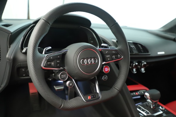 Used 2018 Audi R8 5.2 quattro V10 Plus for sale Sold at Alfa Romeo of Greenwich in Greenwich CT 06830 21