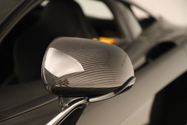 Used 2017 McLaren 570S for sale $156,900 at Alfa Romeo of Greenwich in Greenwich CT 06830 12