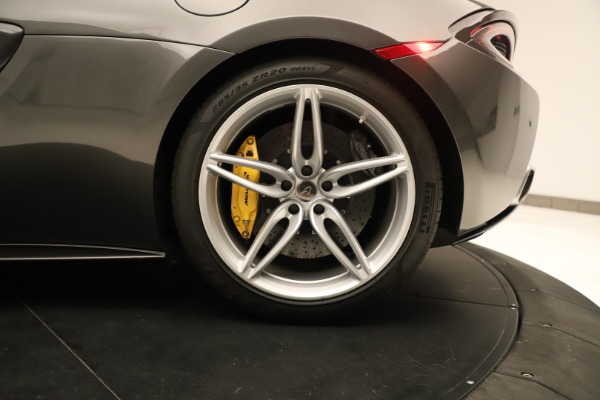 Used 2017 McLaren 570S Coupe for sale $176,900 at Alfa Romeo of Greenwich in Greenwich CT 06830 21