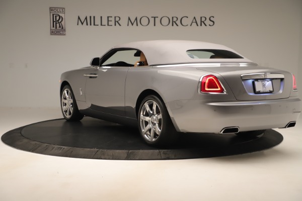 Used 2016 Rolls-Royce Dawn for sale Sold at Alfa Romeo of Greenwich in Greenwich CT 06830 11