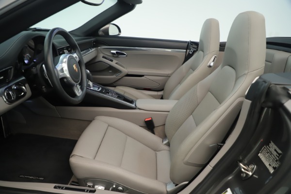 Used 2015 Porsche 911 Carrera 4S for sale Sold at Alfa Romeo of Greenwich in Greenwich CT 06830 20