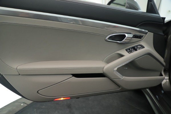 Used 2015 Porsche 911 Carrera 4S for sale Sold at Alfa Romeo of Greenwich in Greenwich CT 06830 22