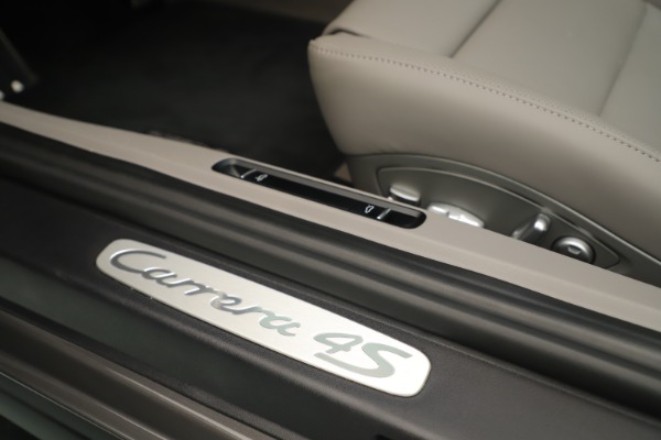 Used 2015 Porsche 911 Carrera 4S for sale Sold at Alfa Romeo of Greenwich in Greenwich CT 06830 27