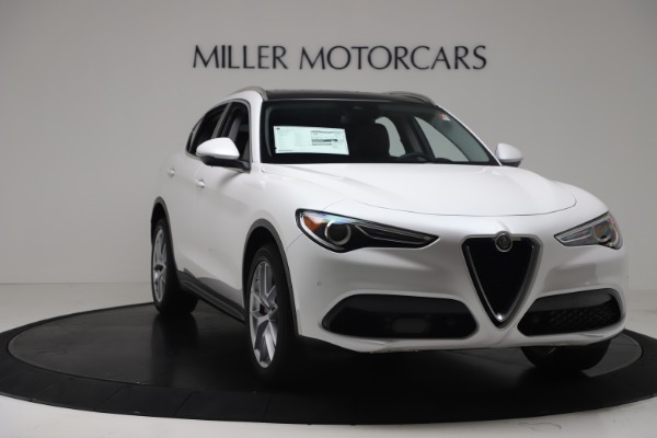 New 2019 Alfa Romeo Stelvio Ti Lusso Q4 for sale Sold at Alfa Romeo of Greenwich in Greenwich CT 06830 11