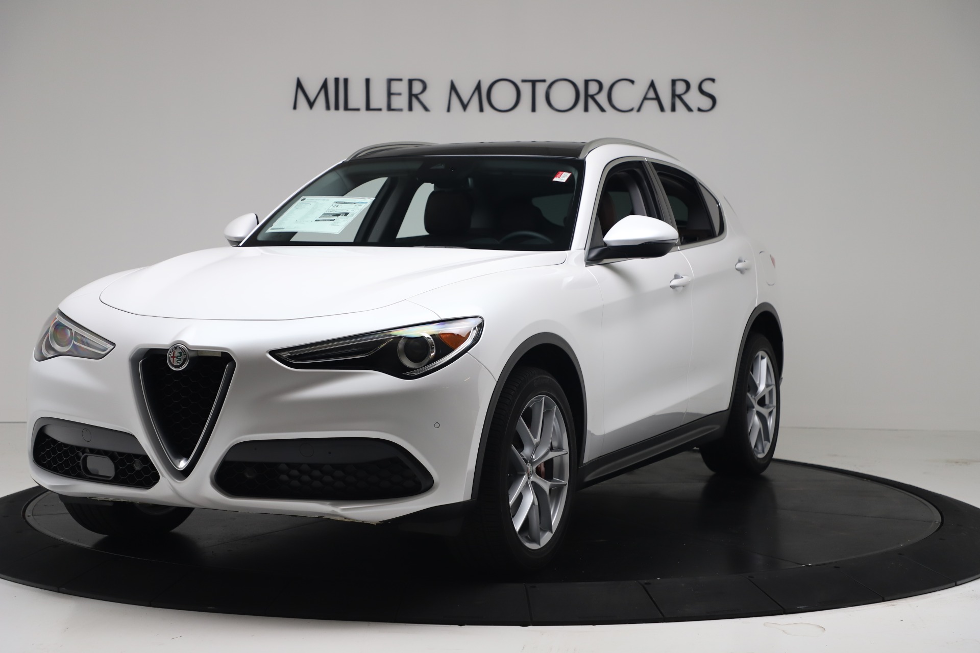 New 2019 Alfa Romeo Stelvio Ti Lusso Q4 for sale Sold at Alfa Romeo of Greenwich in Greenwich CT 06830 1