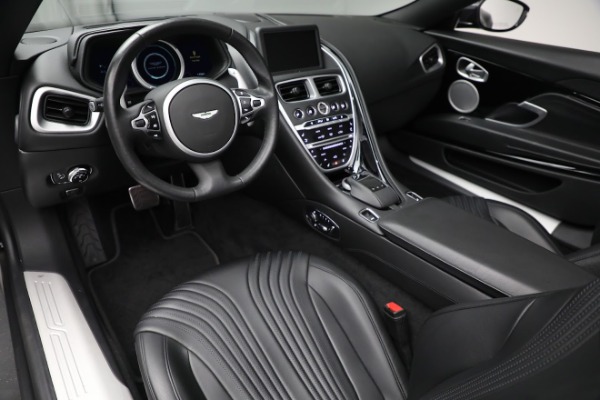 Used 2019 Aston Martin DB11 Volante for sale Sold at Alfa Romeo of Greenwich in Greenwich CT 06830 19