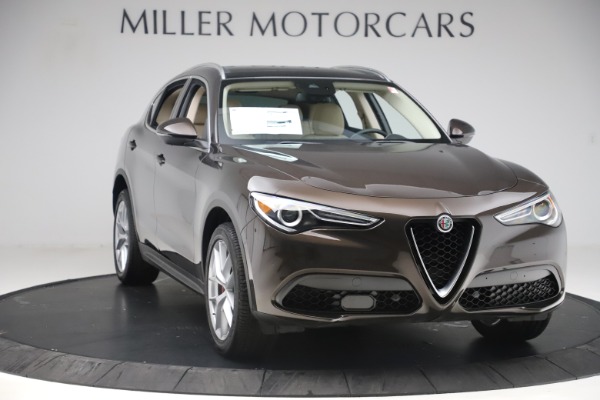 New 2019 Alfa Romeo Stelvio Ti Lusso Q4 for sale Sold at Alfa Romeo of Greenwich in Greenwich CT 06830 11