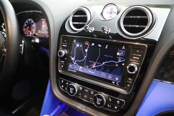 New 2020 Bentley Bentayga V8 Design Series for sale $216,860 at Alfa Romeo of Greenwich in Greenwich CT 06830 28