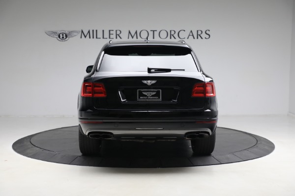 Used 2020 Bentley Bentayga V8 Design Series for sale $145,900 at Alfa Romeo of Greenwich in Greenwich CT 06830 6