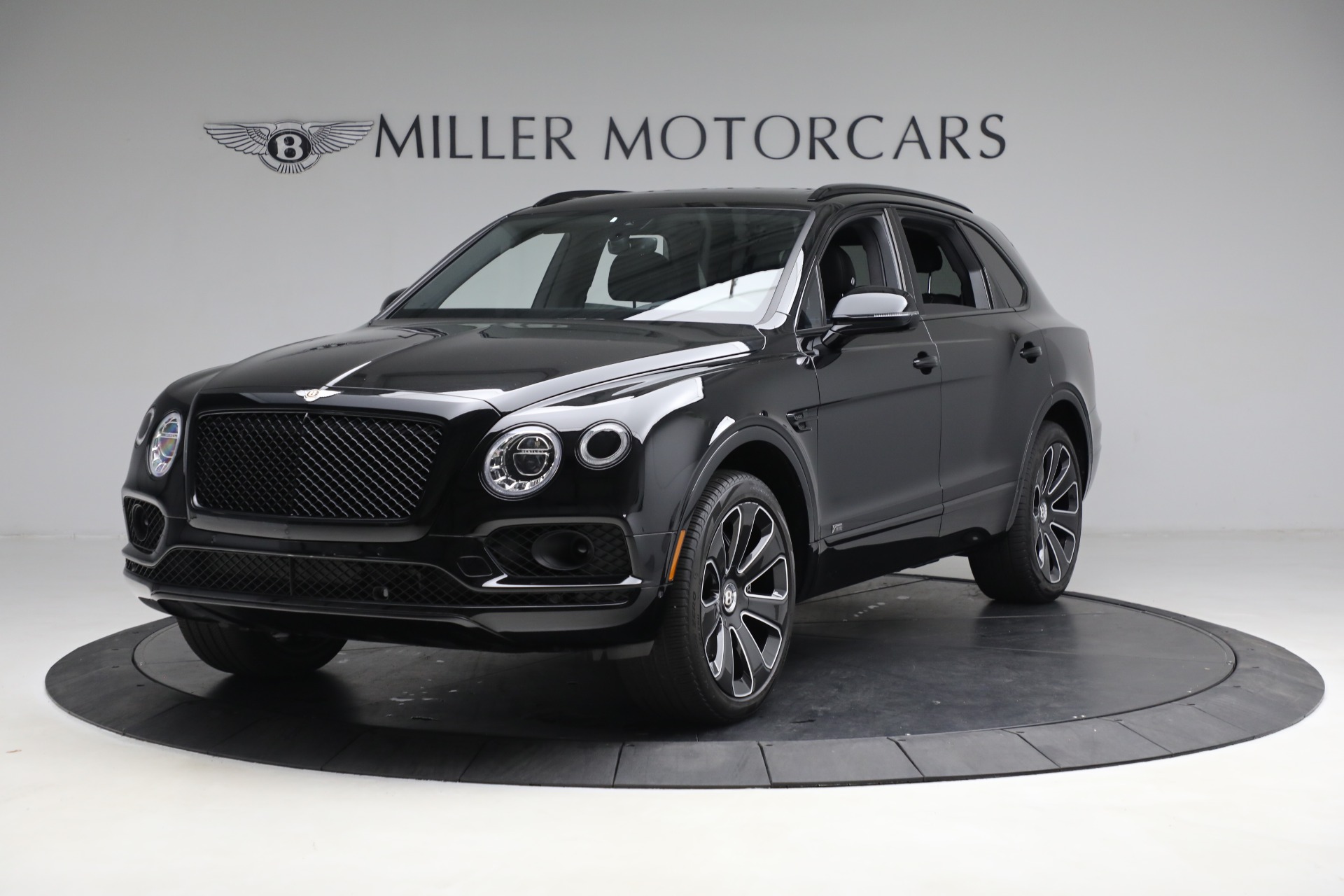 Used 2020 Bentley Bentayga V8 Design Series for sale $145,900 at Alfa Romeo of Greenwich in Greenwich CT 06830 1