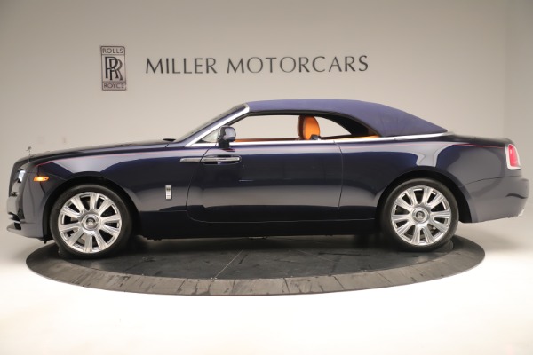 Used 2016 Rolls-Royce Dawn for sale Sold at Alfa Romeo of Greenwich in Greenwich CT 06830 10