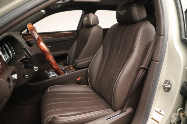 Used 2015 Bentley Flying Spur V8 for sale Sold at Alfa Romeo of Greenwich in Greenwich CT 06830 18