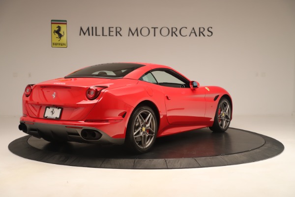 Used 2016 Ferrari California T for sale Sold at Alfa Romeo of Greenwich in Greenwich CT 06830 16