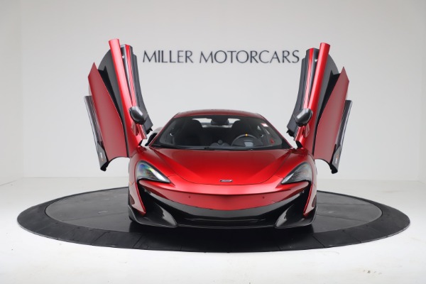 New 2019 McLaren 600LT Luxury for sale $285,236 at Alfa Romeo of Greenwich in Greenwich CT 06830 11