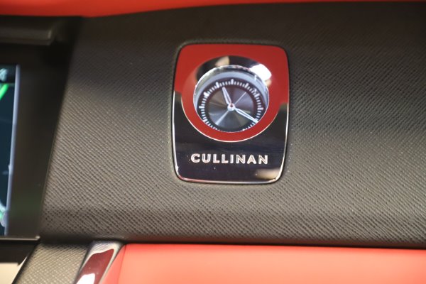 New 2020 Rolls-Royce Cullinan for sale Sold at Alfa Romeo of Greenwich in Greenwich CT 06830 23