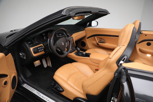 Used 2019 Maserati GranTurismo MC Convertible for sale $111,900 at Alfa Romeo of Greenwich in Greenwich CT 06830 25