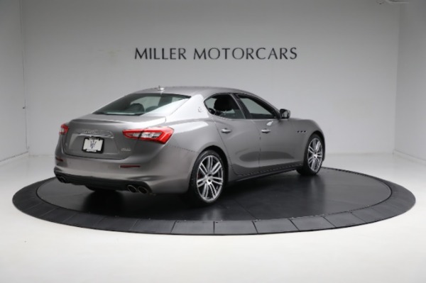 Used 2019 Maserati Ghibli S Q4 for sale Sold at Alfa Romeo of Greenwich in Greenwich CT 06830 13