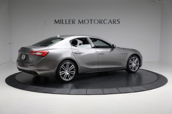 Used 2019 Maserati Ghibli S Q4 for sale Sold at Alfa Romeo of Greenwich in Greenwich CT 06830 14