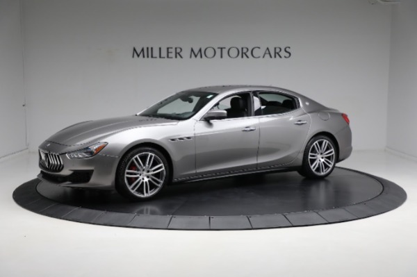 Used 2019 Maserati Ghibli S Q4 for sale Sold at Alfa Romeo of Greenwich in Greenwich CT 06830 3