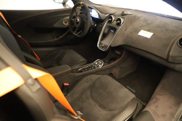 Used 2020 McLaren 600LT Spider for sale Sold at Alfa Romeo of Greenwich in Greenwich CT 06830 25