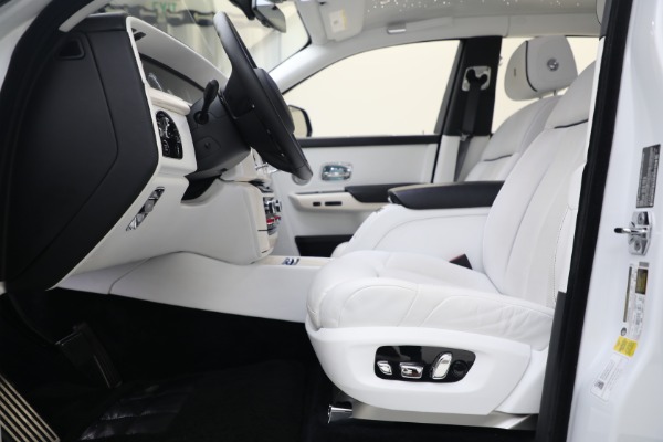 Used 2020 Rolls-Royce Phantom for sale $383,900 at Alfa Romeo of Greenwich in Greenwich CT 06830 16