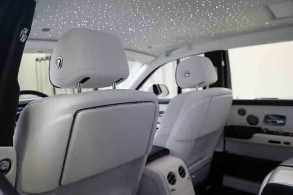 Used 2020 Rolls-Royce Phantom for sale Sold at Alfa Romeo of Greenwich in Greenwich CT 06830 18