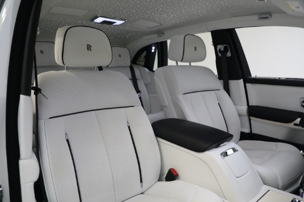 Used 2020 Rolls-Royce Phantom for sale Sold at Alfa Romeo of Greenwich in Greenwich CT 06830 24