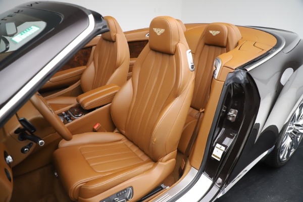 Used 2013 Bentley Continental GT W12 for sale Sold at Alfa Romeo of Greenwich in Greenwich CT 06830 25