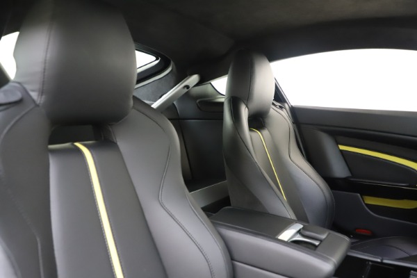 Used 2015 Aston Martin V12 Vantage S Coupe for sale $104,900 at Alfa Romeo of Greenwich in Greenwich CT 06830 17