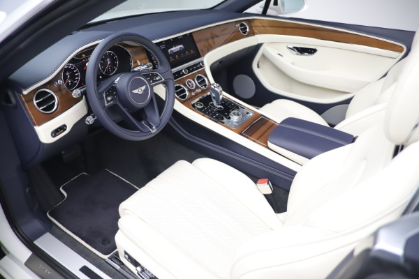 Used 2020 Bentley Continental GTC V8 for sale $184,900 at Alfa Romeo of Greenwich in Greenwich CT 06830 23