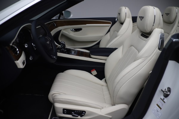 Used 2020 Bentley Continental GTC V8 for sale $184,900 at Alfa Romeo of Greenwich in Greenwich CT 06830 24