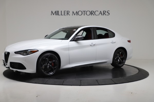 New 2019 Alfa Romeo Giulia Ti Sport Carbon Q4 for sale Sold at Alfa Romeo of Greenwich in Greenwich CT 06830 2